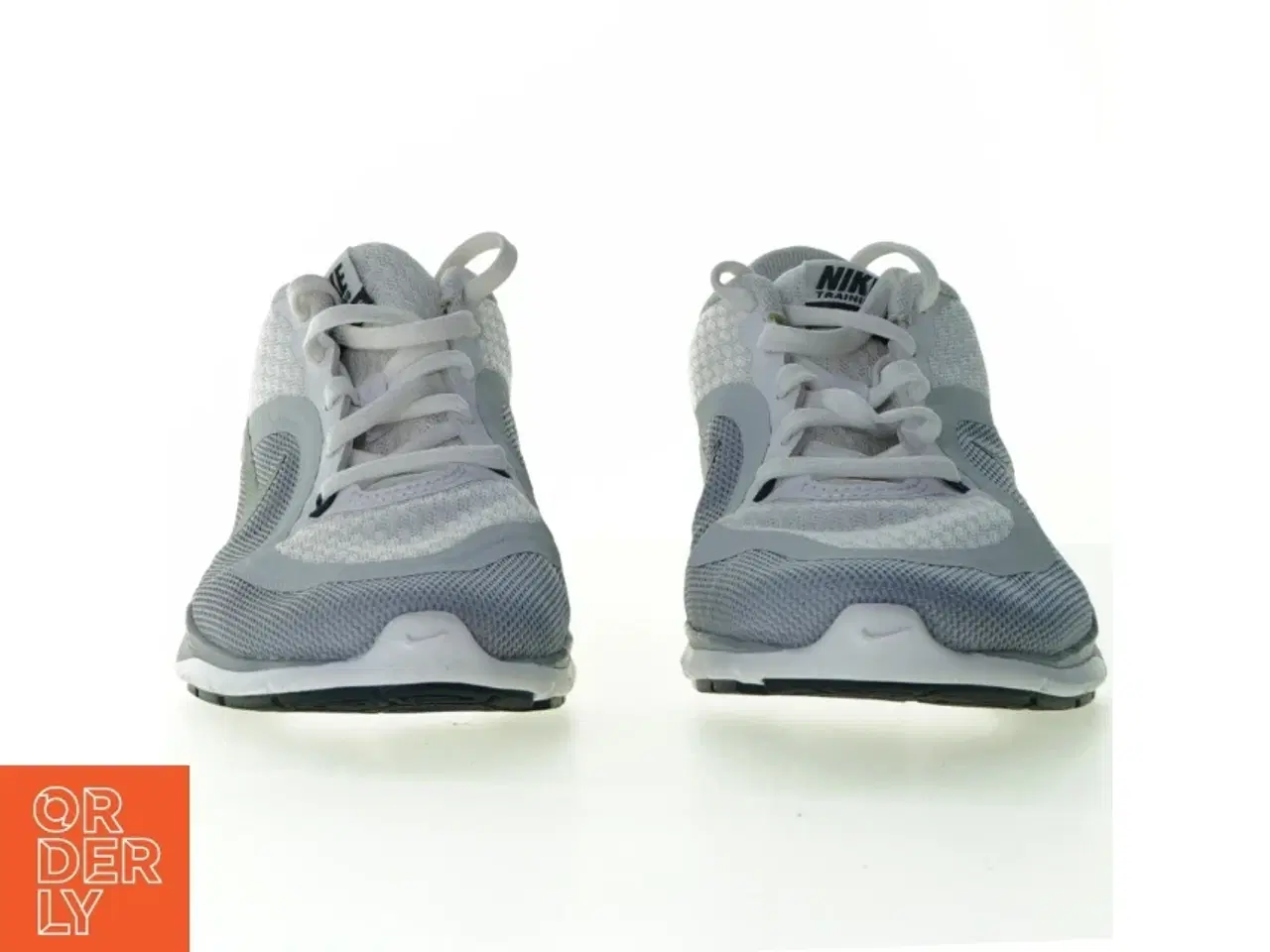 Billede 3 - Nike sko (str. 36,5)