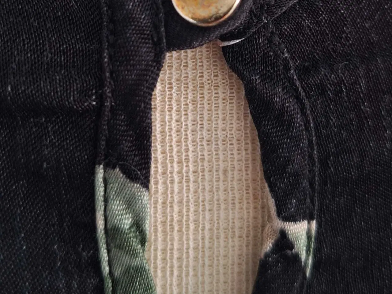 Billede 6 - Smuk bluse med traner og blomster