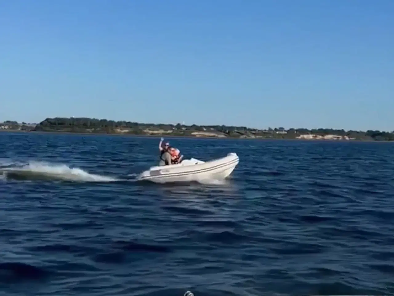 Billede 1 - Efterårspris! Avon Jet Rib båd