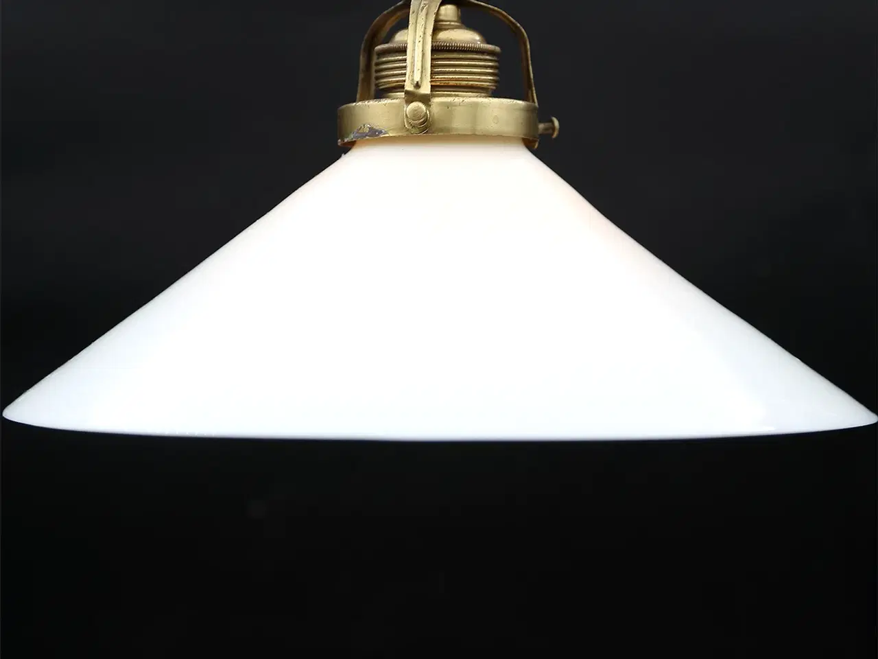 Billede 4 - Skomagerlampe i opalglas – original 30/40’er