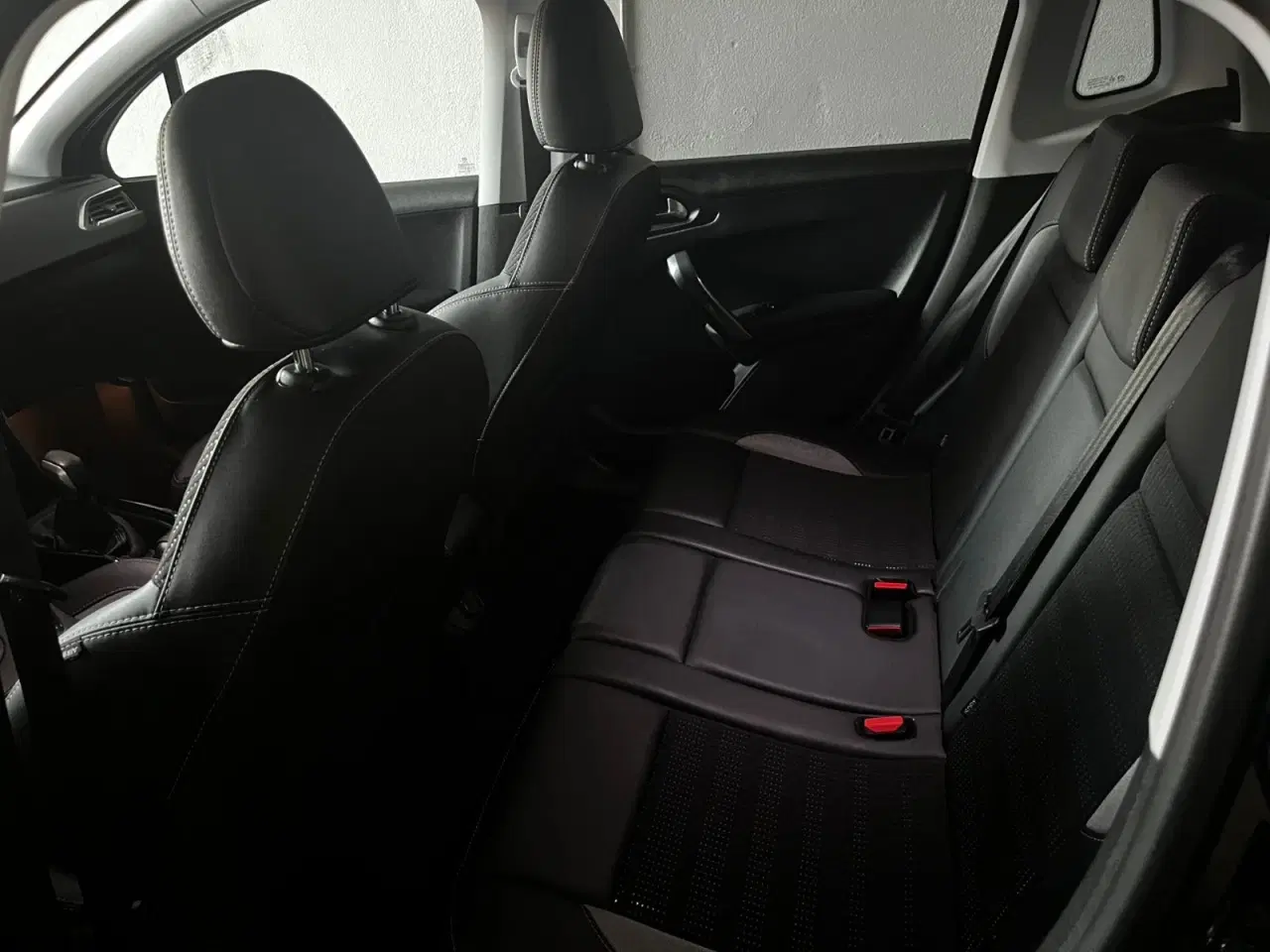 Billede 6 - Peugeot 2008 1,6 BlueHDi 100 Allure Sky