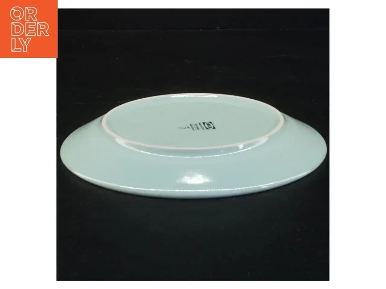 Billede 2 - 7 Porcelænstallerkener fra IKEA (str. Diameter 19 cm)