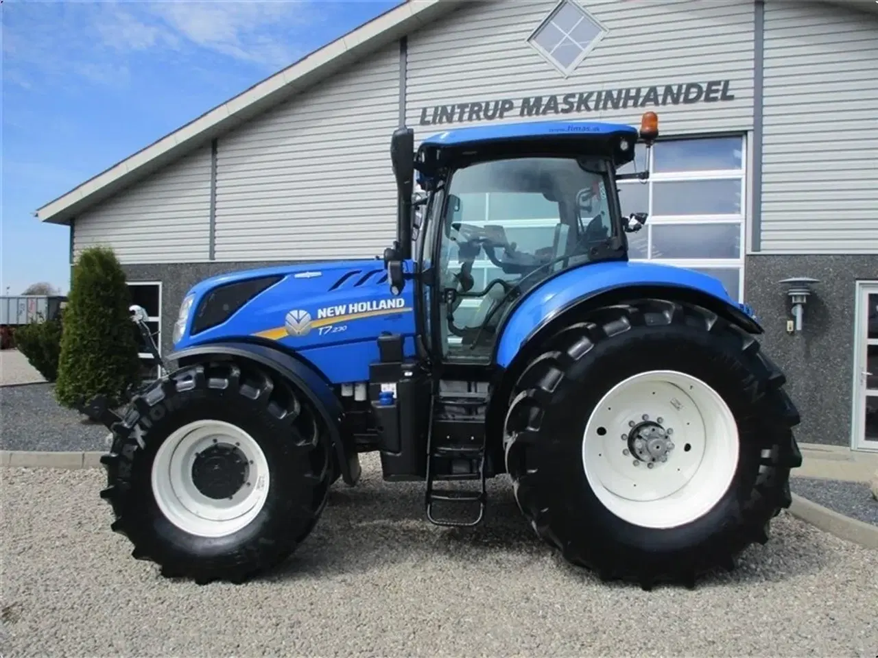 Billede 7 - New Holland T7.230 AutoCommand, meget velholdt traktor