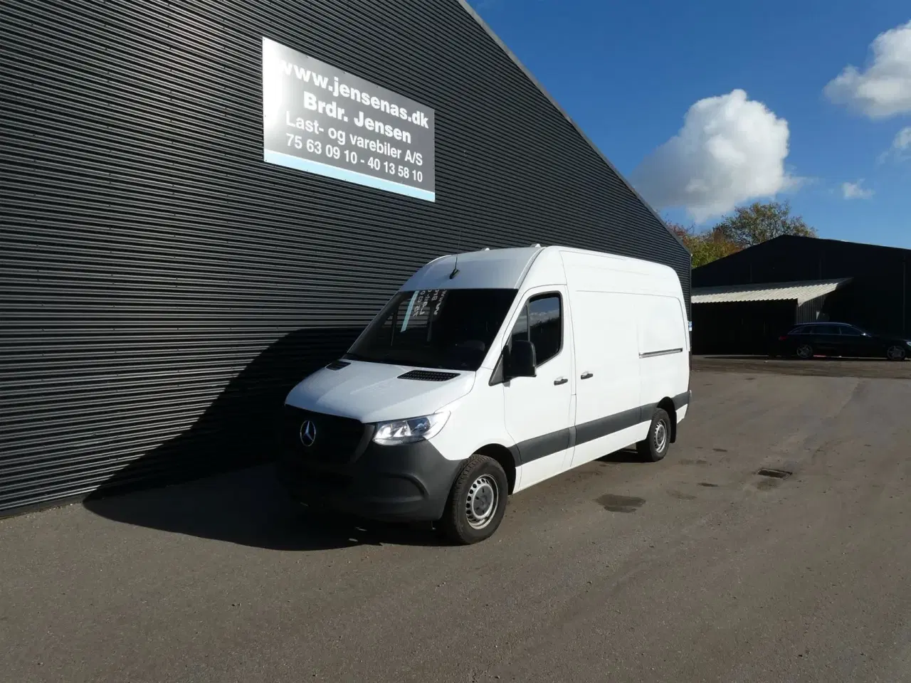 Billede 2 - Mercedes-Benz Sprinter 317 2,0 CDI A2 H2 RWD 9G-Tronic 170HK Van Aut.