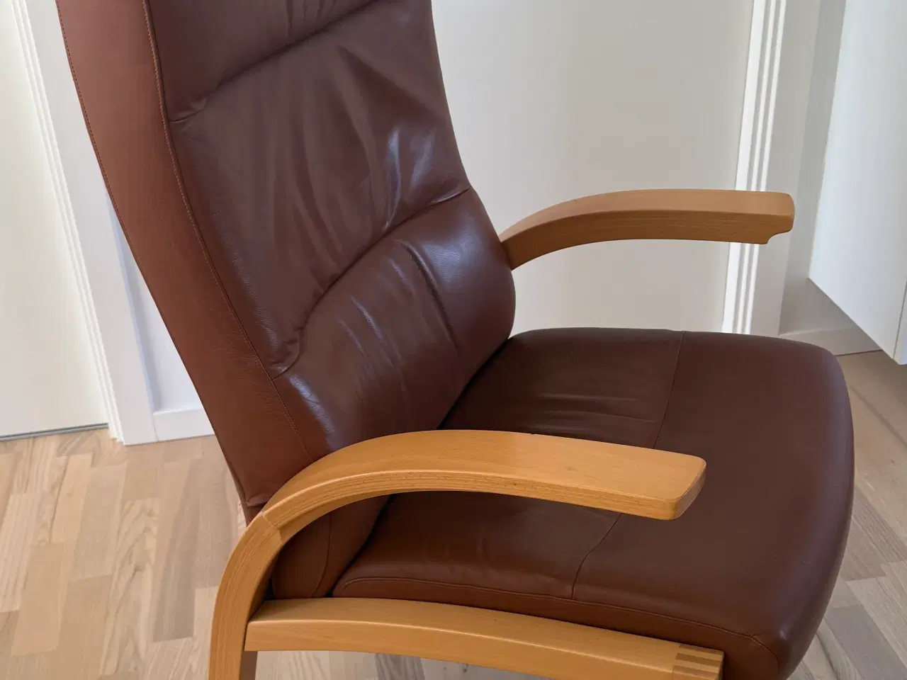 Billede 2 - Farstrup lænestol Cantate 6000