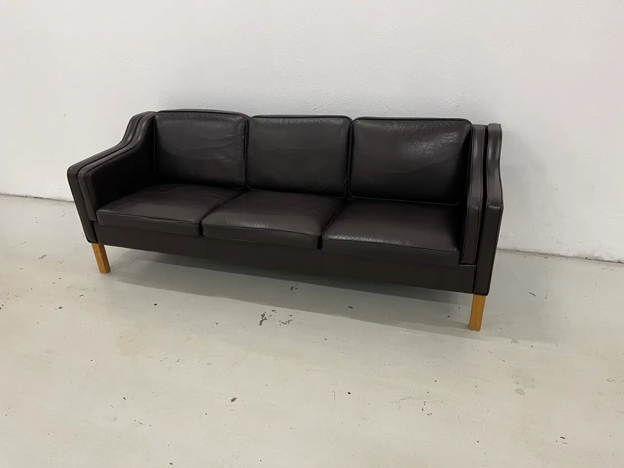 Billede 4 - Mogens Hansen MH195 3 Pers.Sofa i Dark Brown læder
