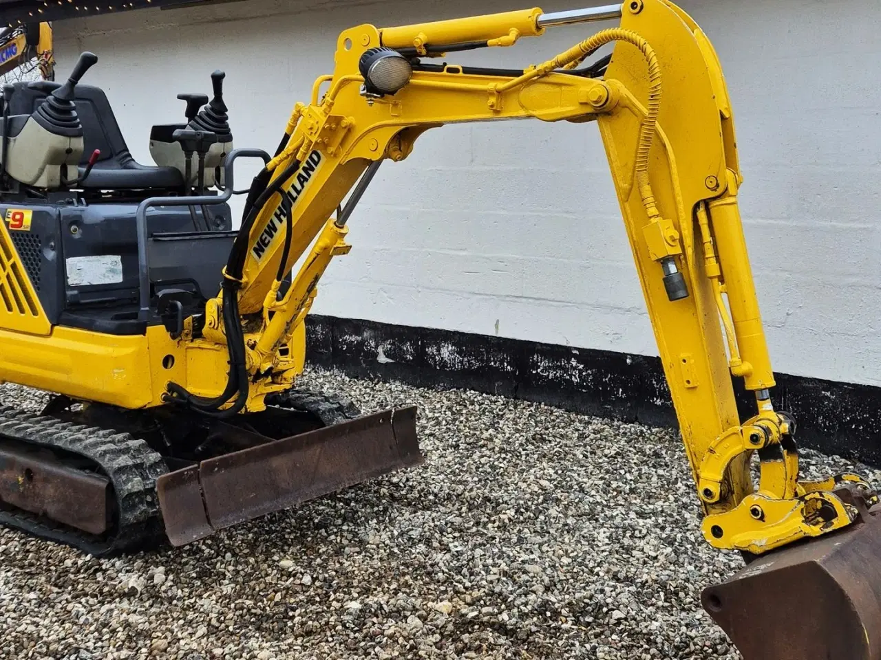 Billede 3 - New Holland E9 SR / 2900 timer / med skovlsæt / pæn stand