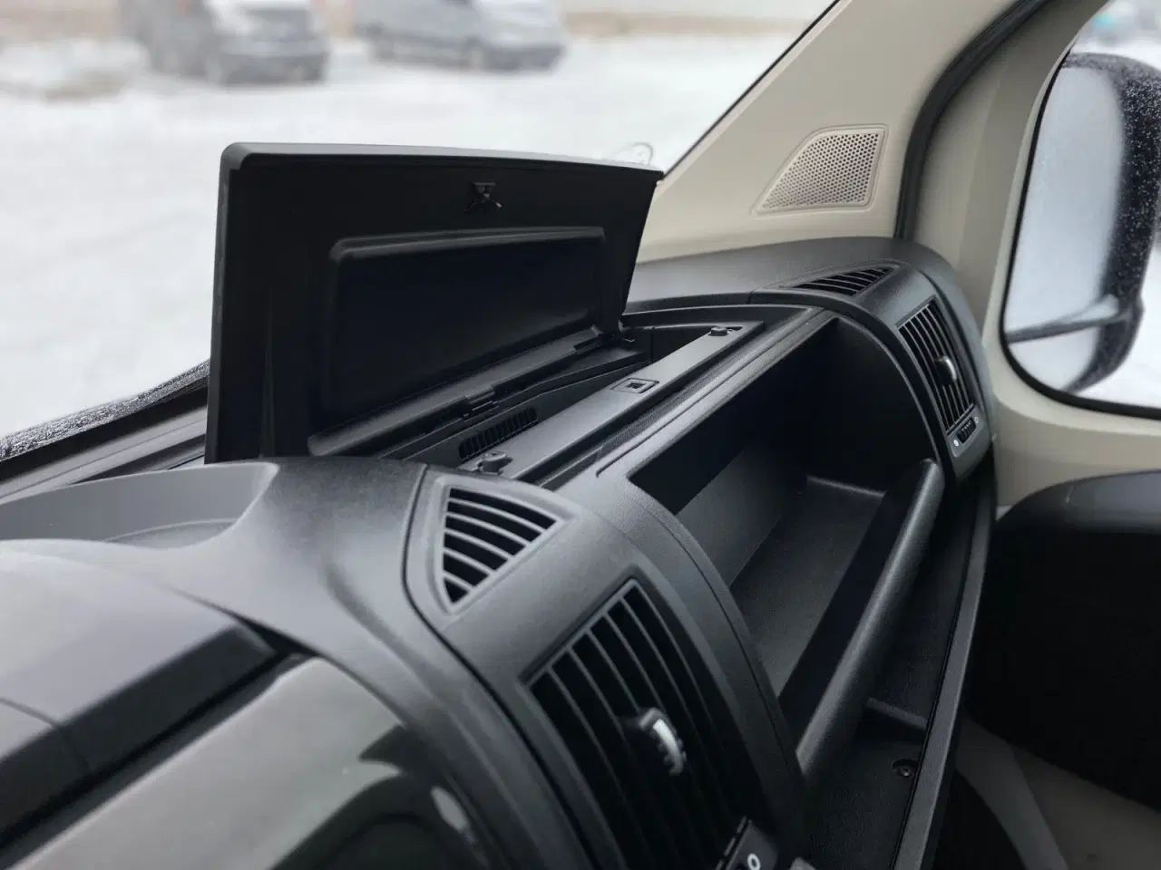 Billede 16 - Fiat Ducato 30 2,3 MJT 140 Kassevogn L2H2 Pro