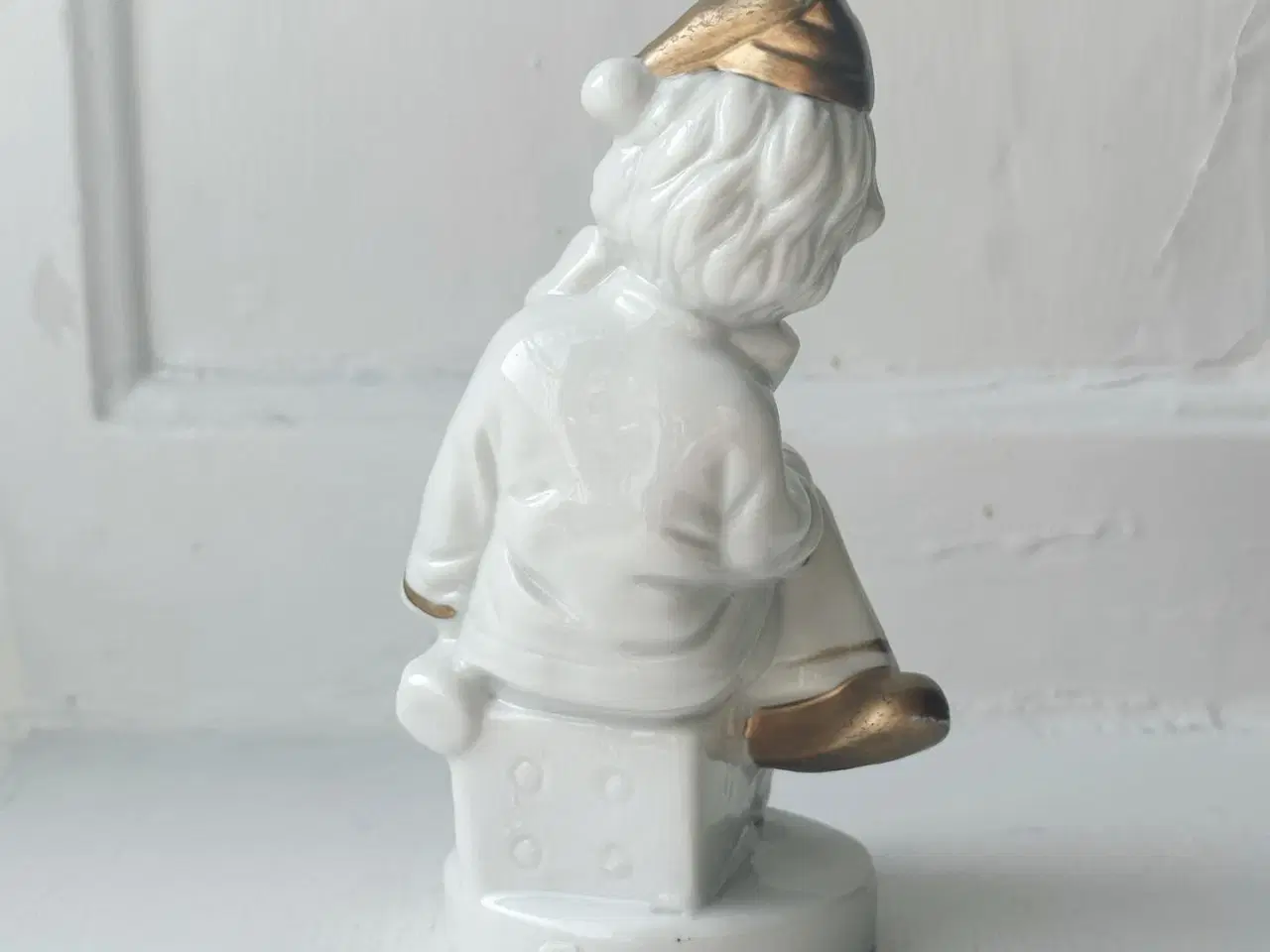 Billede 7 - Porcelænsfigur, klovn på terning, bemalede detaljer