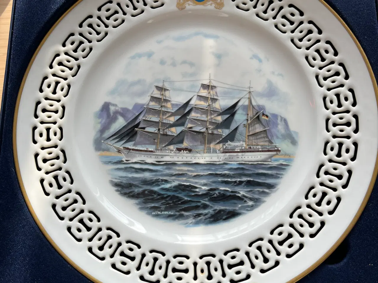 Billede 5 - 4 stk Windjammer tallerkener med motiver af skoles