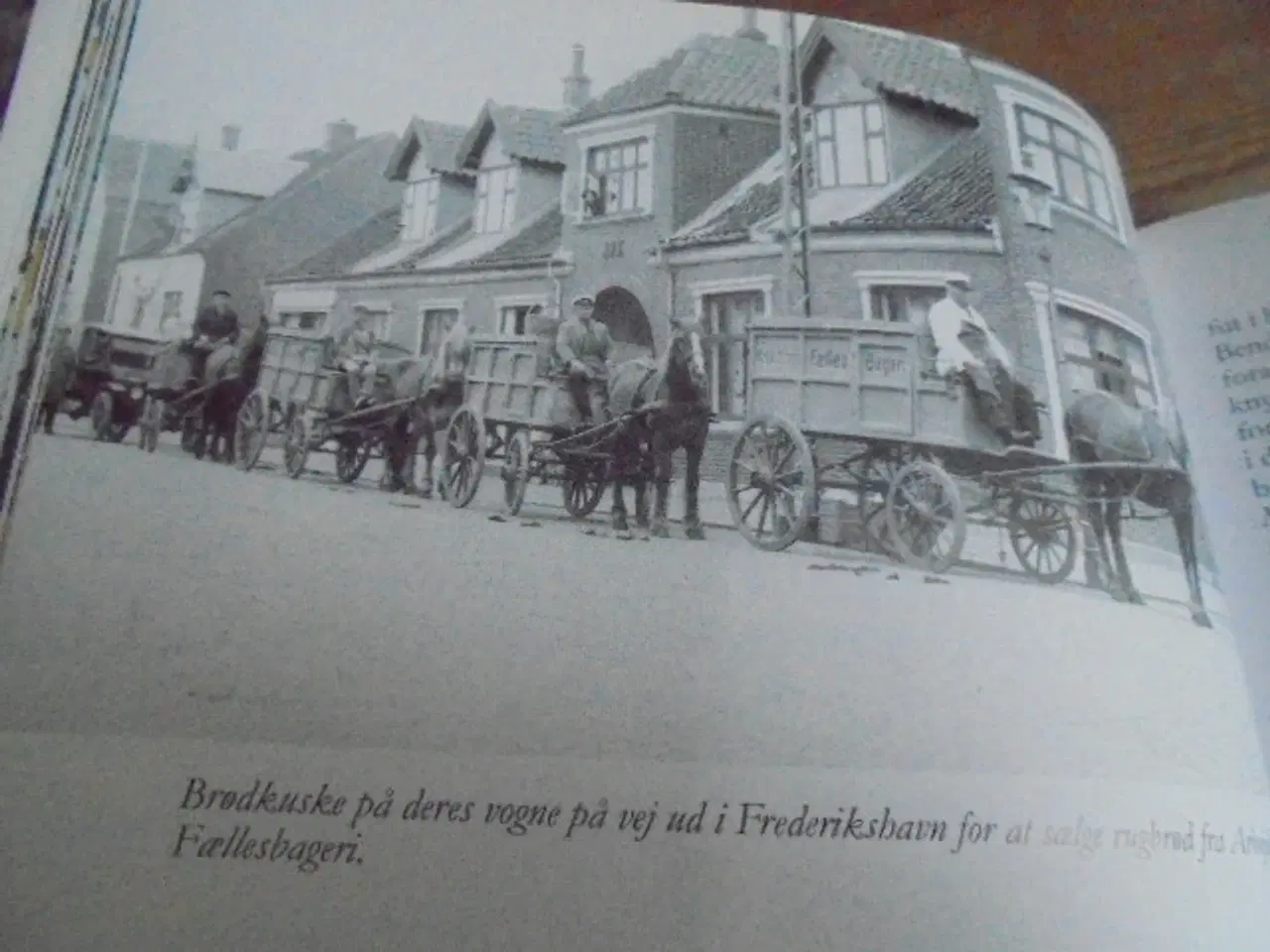 Billede 12 - Ud ad Søndergade i Frederikshavn bind 1 & 2  