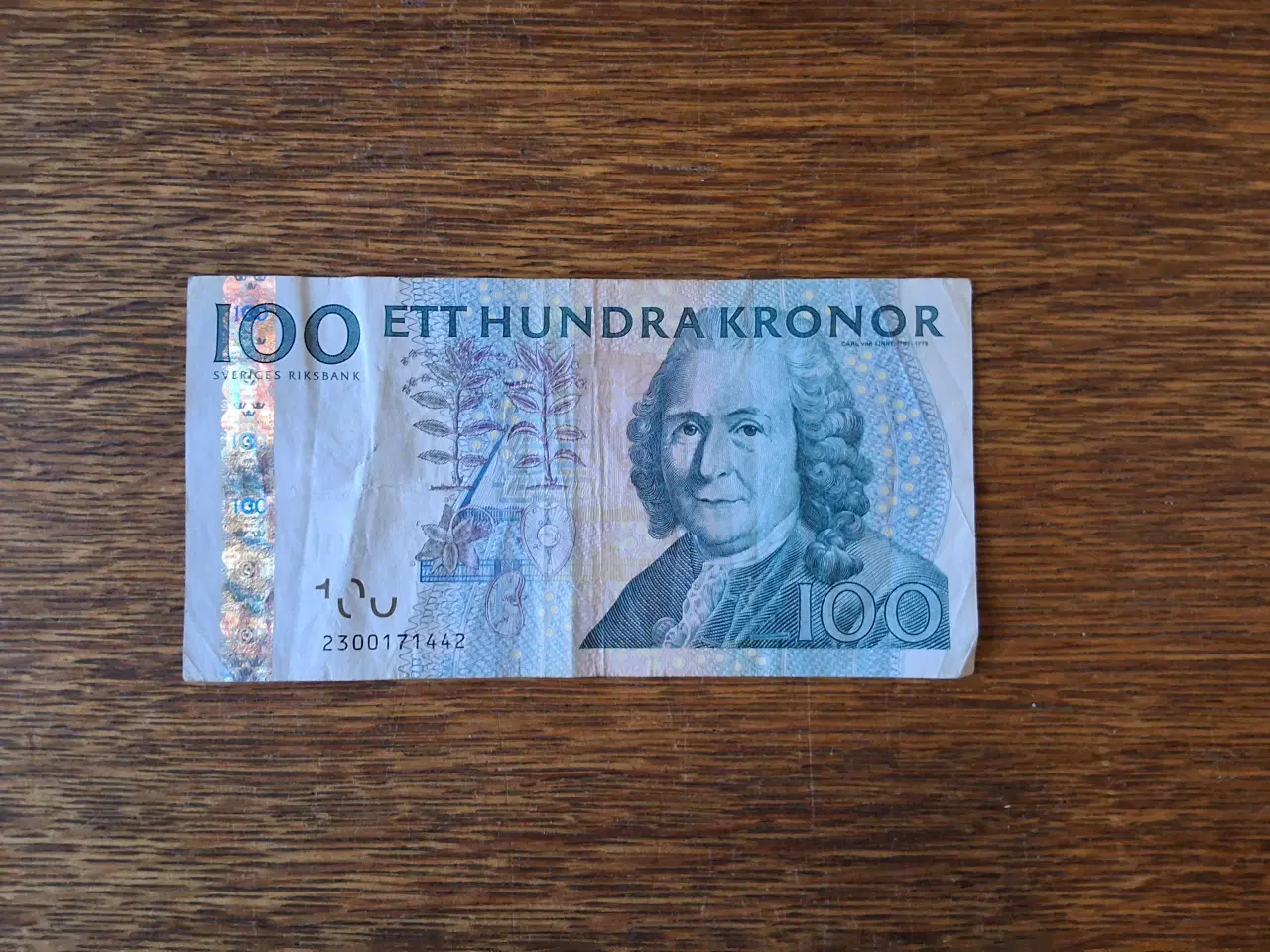 Billede 2 - SVERIGE, 100 KRONOR. Udgivet 2001 - Demonetiseret 