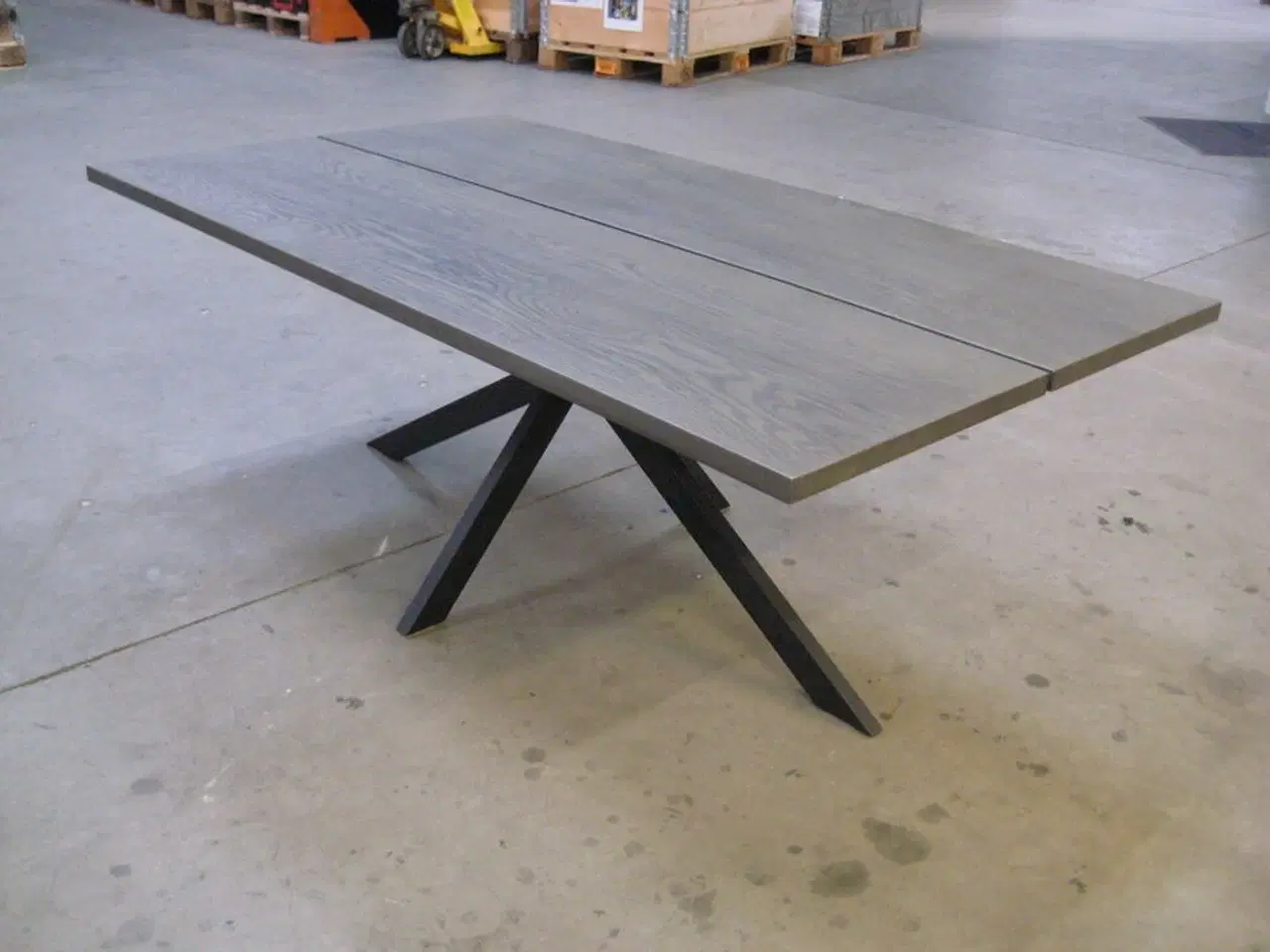 Billede 1 - Sofabord 80x140x52 cm. Gråbejdset egefiner.