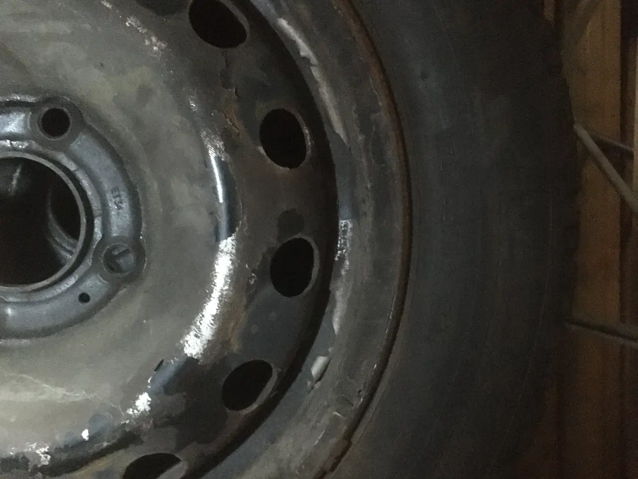 Billede 1 - Michelin Alpin dæk på fælge 175/65 R 14