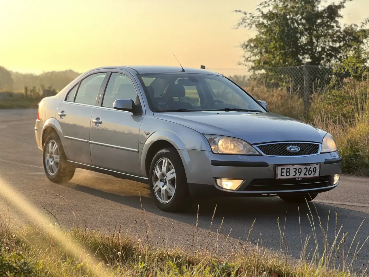 Billede 5 - Ford Mondeo 2,5  V6 170 Ghia 