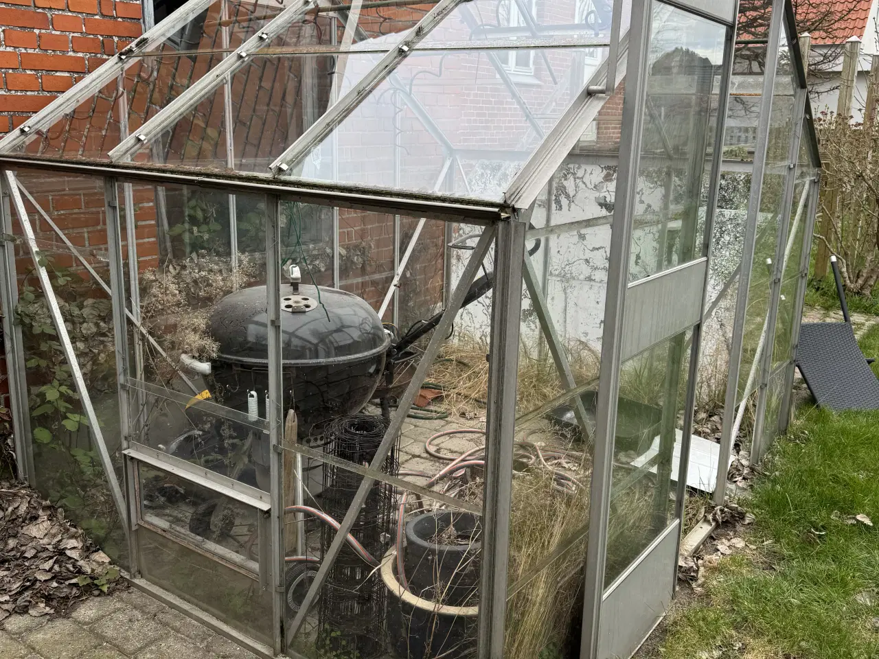 Billede 3 - Fint drivhus udestue på 4,5 m2