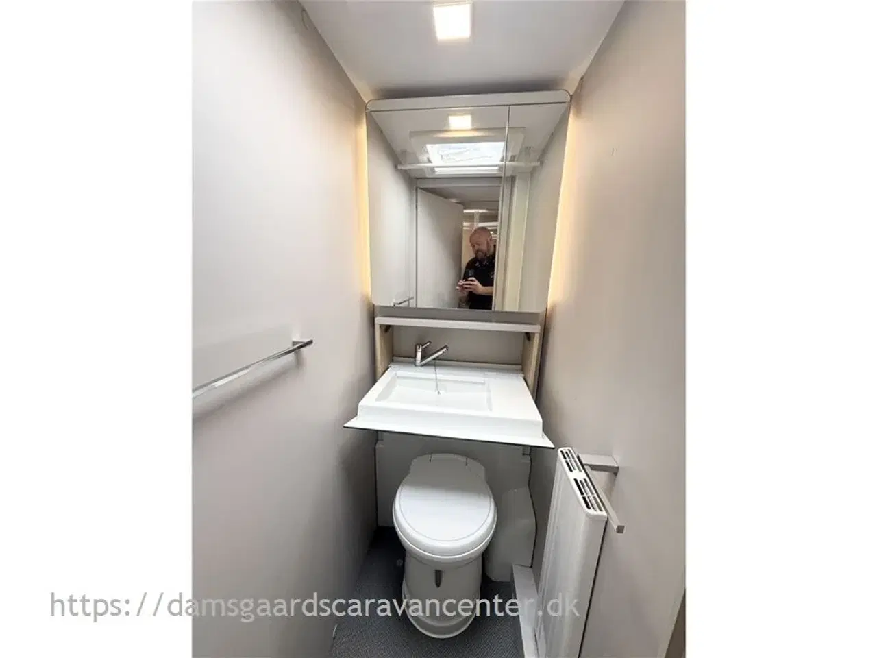 Billede 24 - 2021 - Adria Adora 673 PK   Dobbeltseng-Køjer-Alde-Gulvvarme-Telt