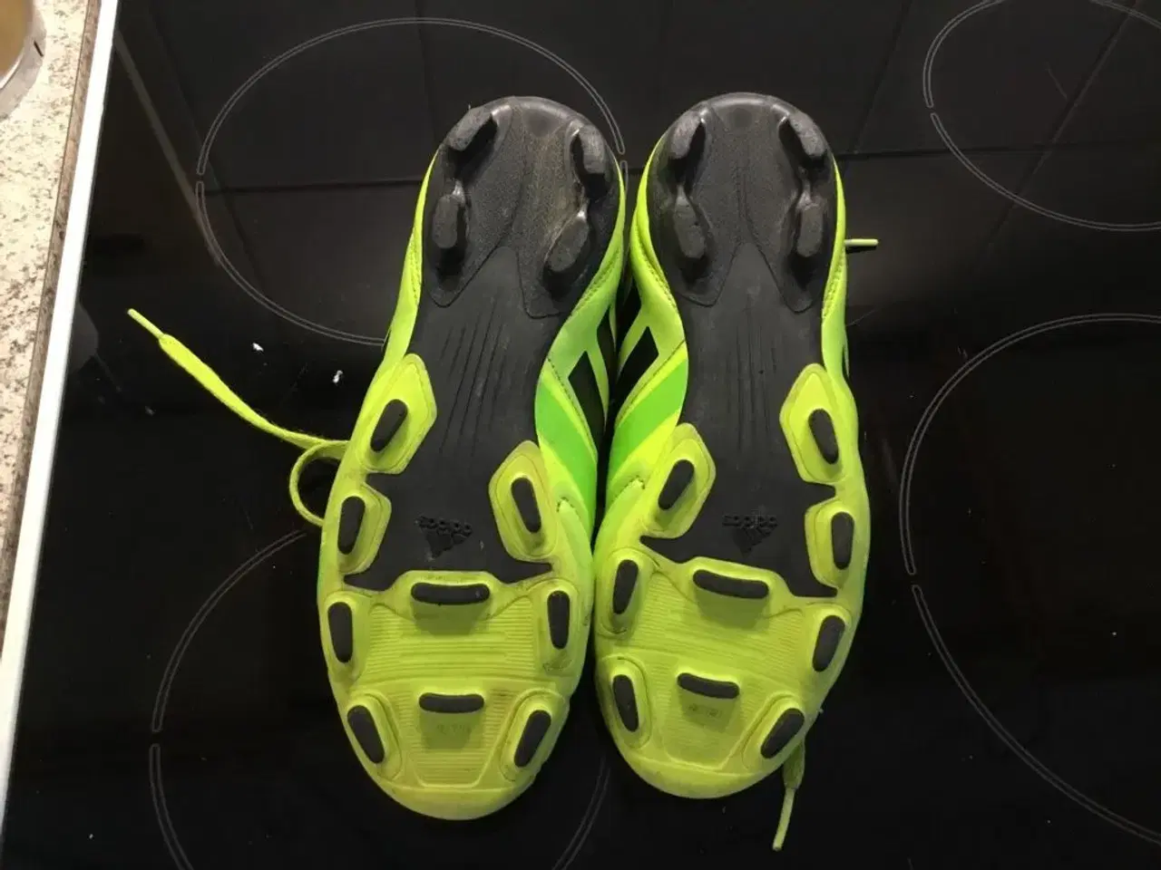 Billede 2 - Sports sko - fodboldstøvler som ny