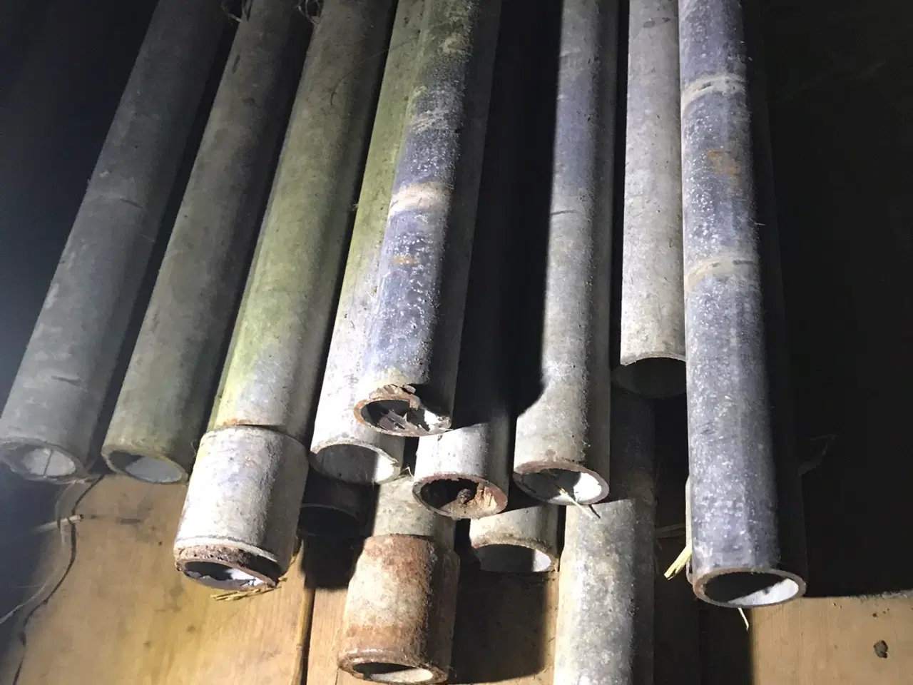 Billede 2 - 1 1/4” og 2” galvaniserede jernrør