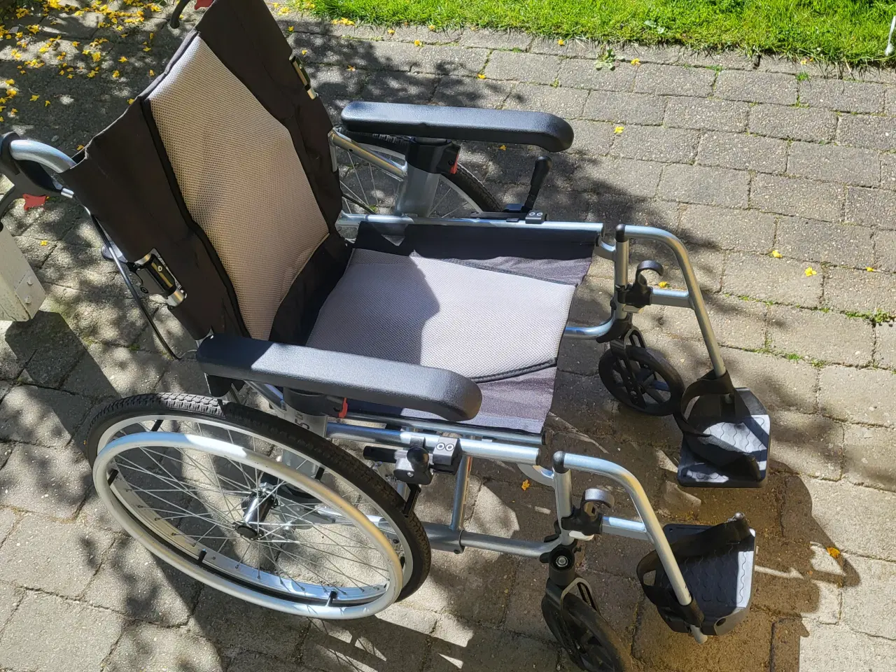 Billede 3 - "ACTIVE ICON35" - ULTRA let rejse kørestol