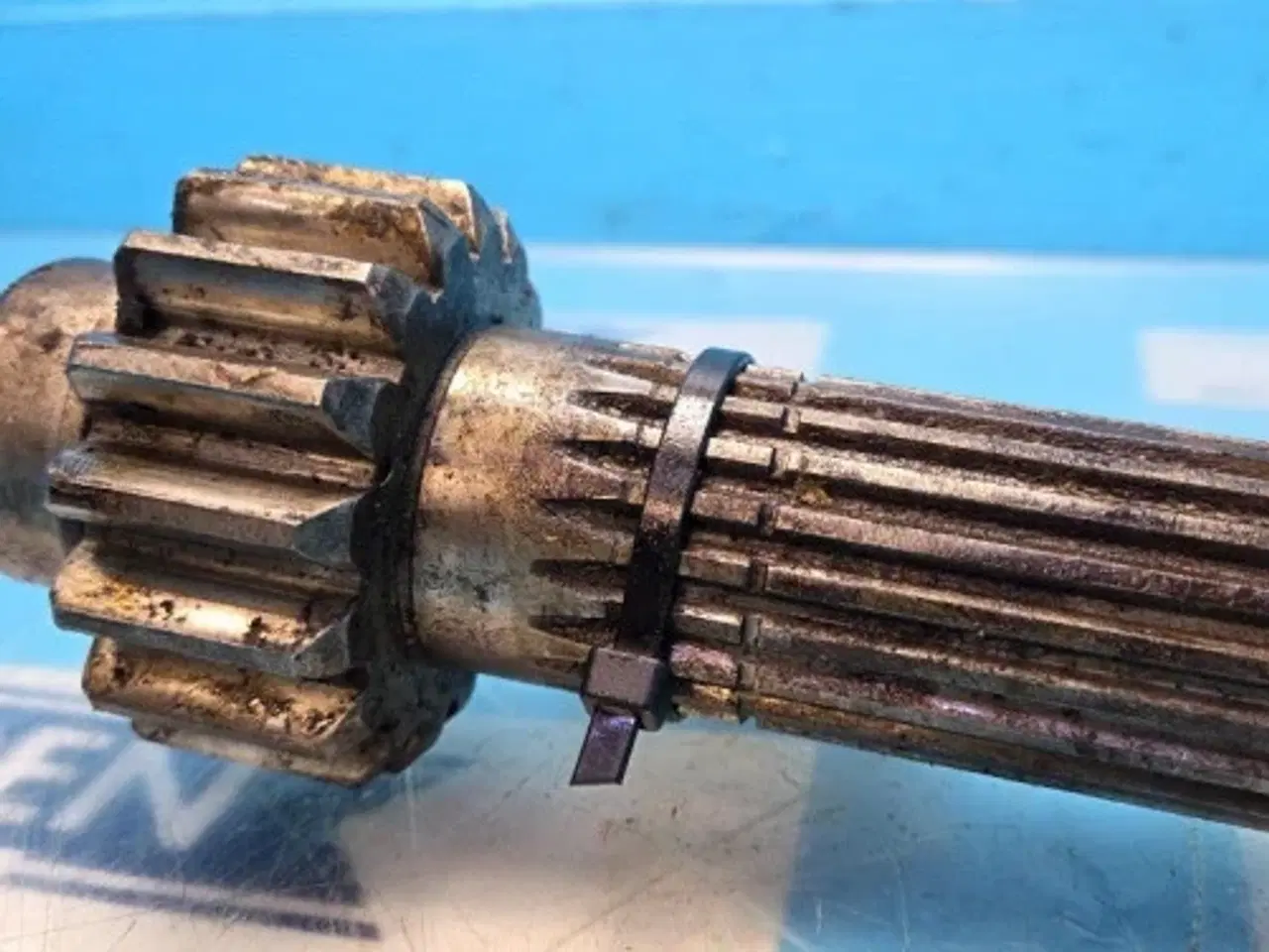 Billede 3 - Dronningborg D4500 Gear Aksel 46122700