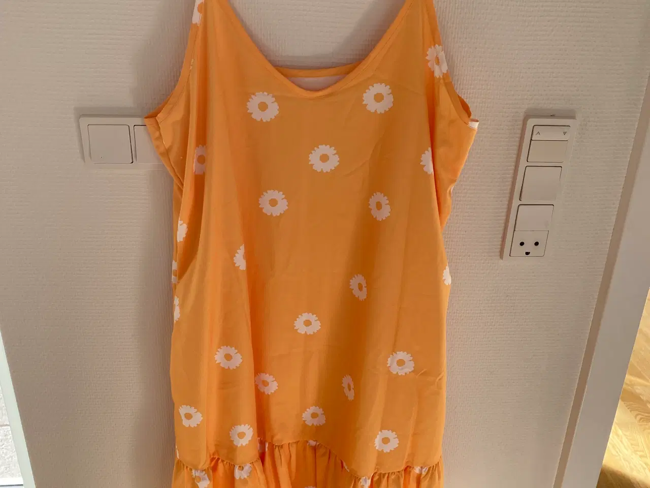 Billede 9 - Diverse kjoler str. M