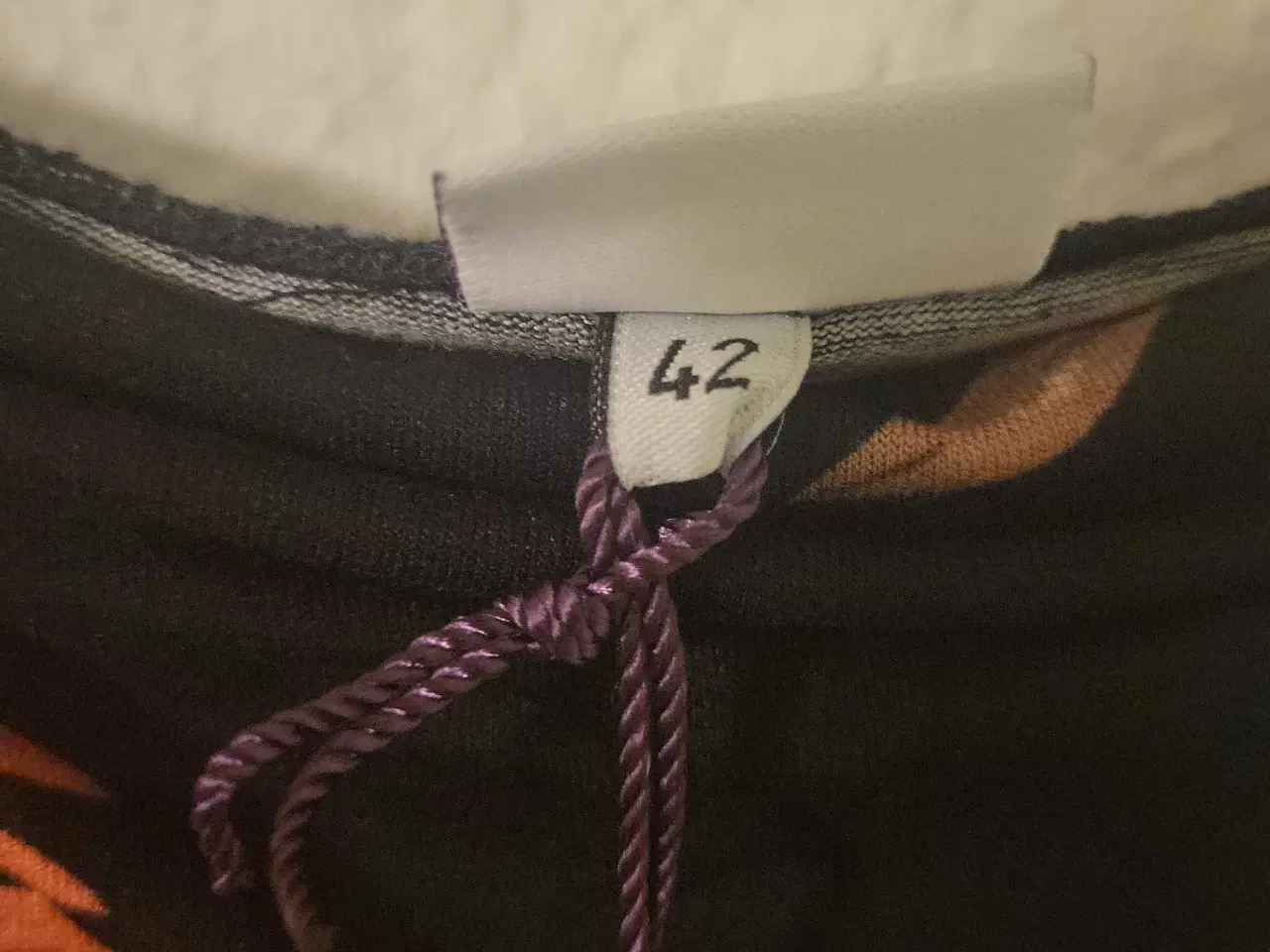 Billede 7 - Orange Kjole Uden Stropper