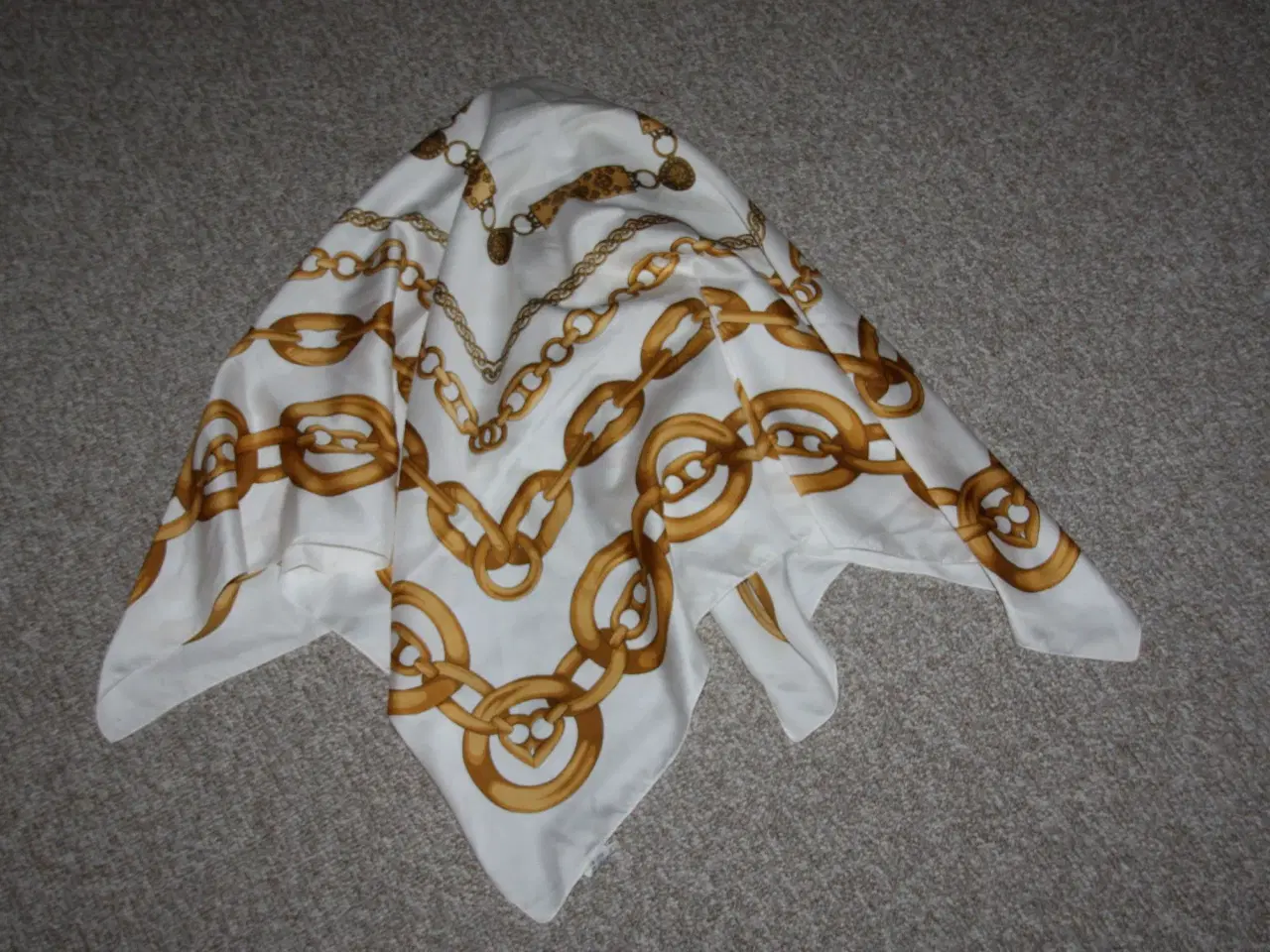 Billede 2 - Vintage Romano tørklæde made in Italy 85 cm x 85 c
