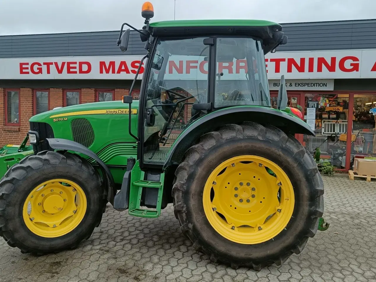 Billede 1 - John Deere 5070M med 40 km/t gearkasse