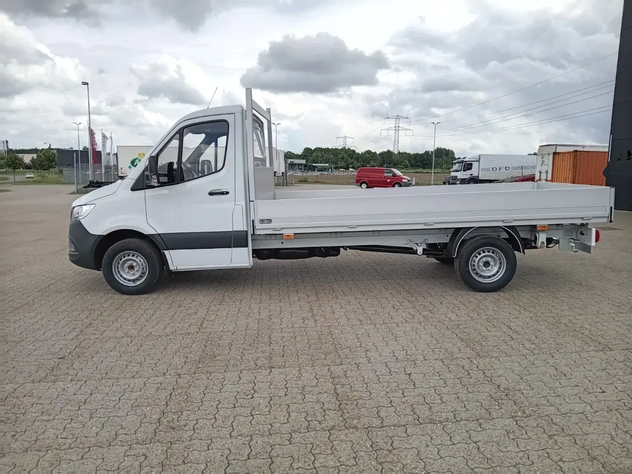 Billede 3 - Mercedes Sprinter 317 2,0 CDi A3 Chassis aut. RWD