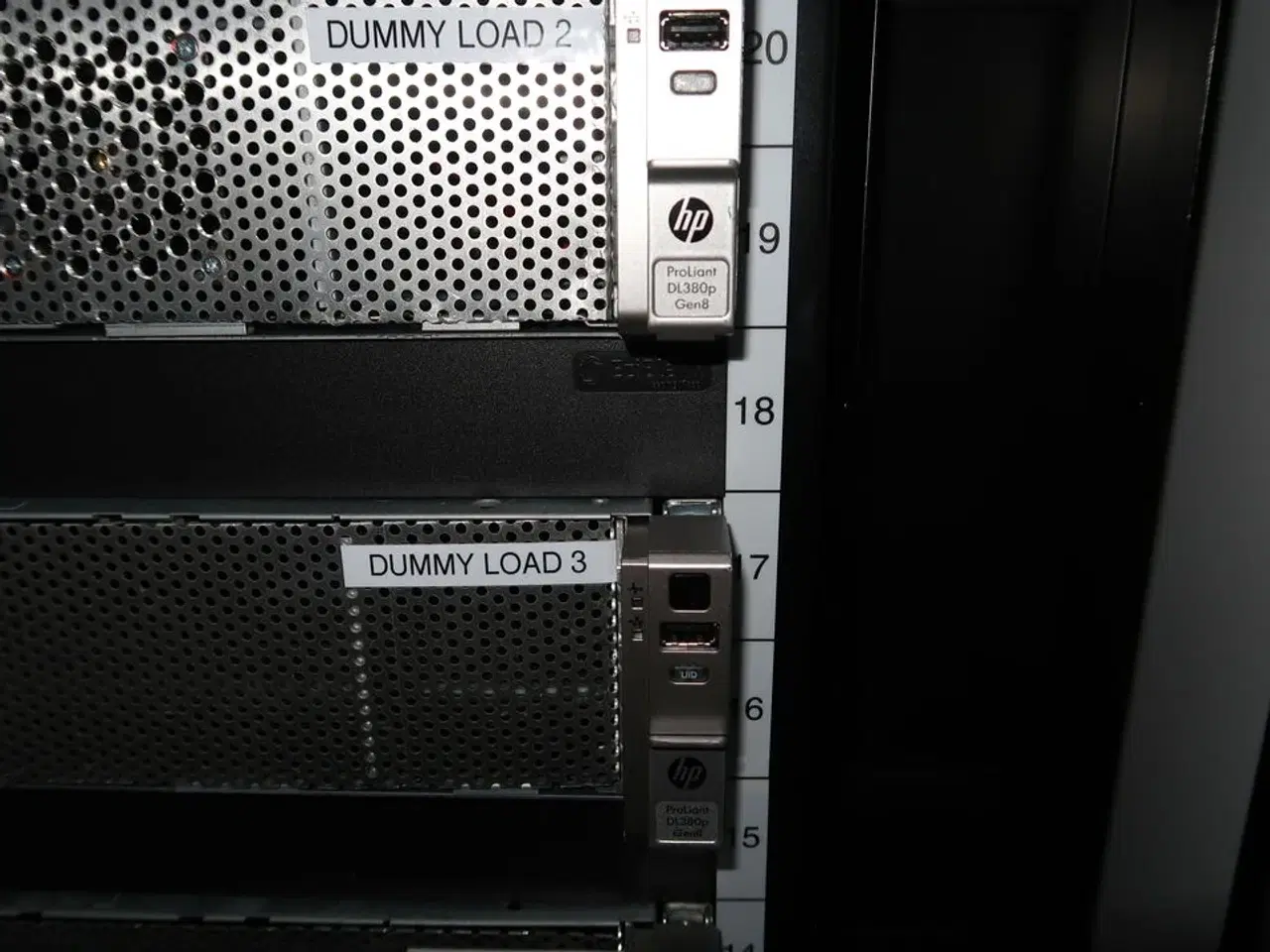 Billede 22 - 20 fods isolering container indrettet som testcenter af overskudsvarme (læs beskrivelse)