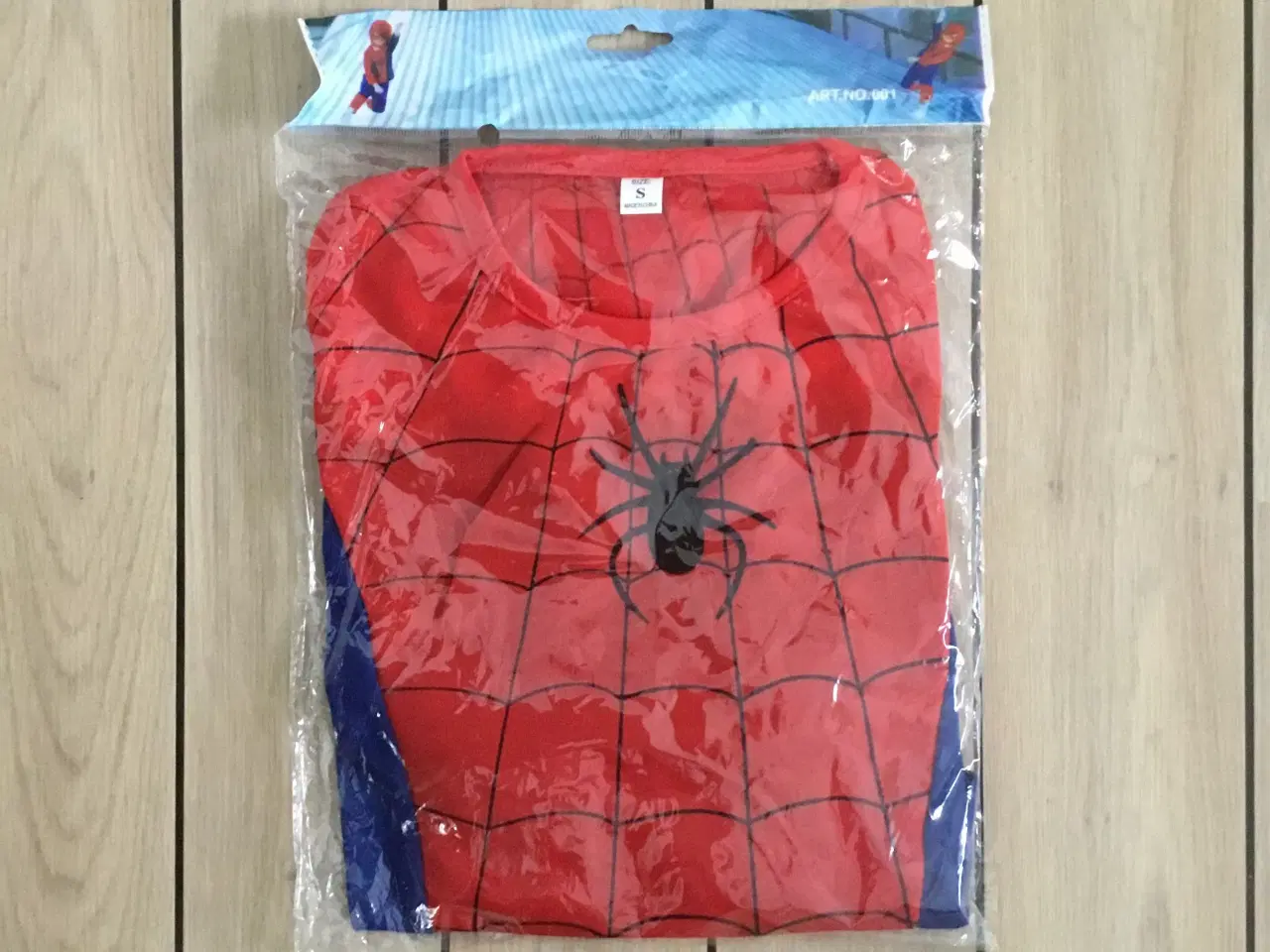 Billede 3 - Spiderman dragt str. 104 NY kostume med Spiderman 