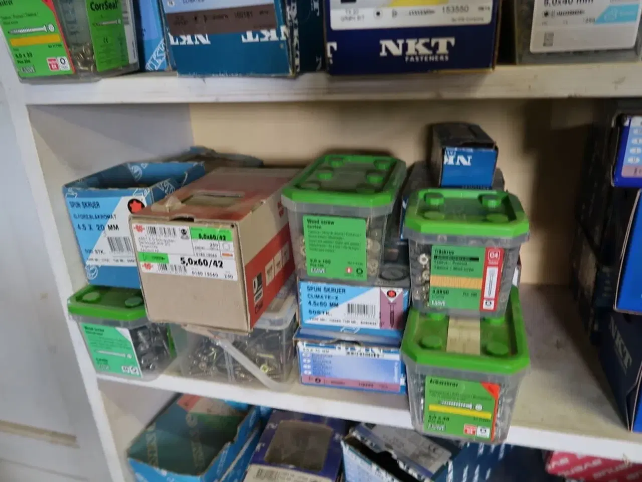 Billede 9 - Div. Ladere, batterier, søm, skruer m.m.