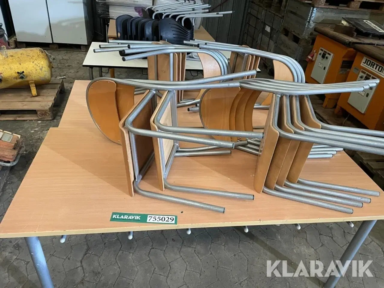 Billede 4 - Borde + stole