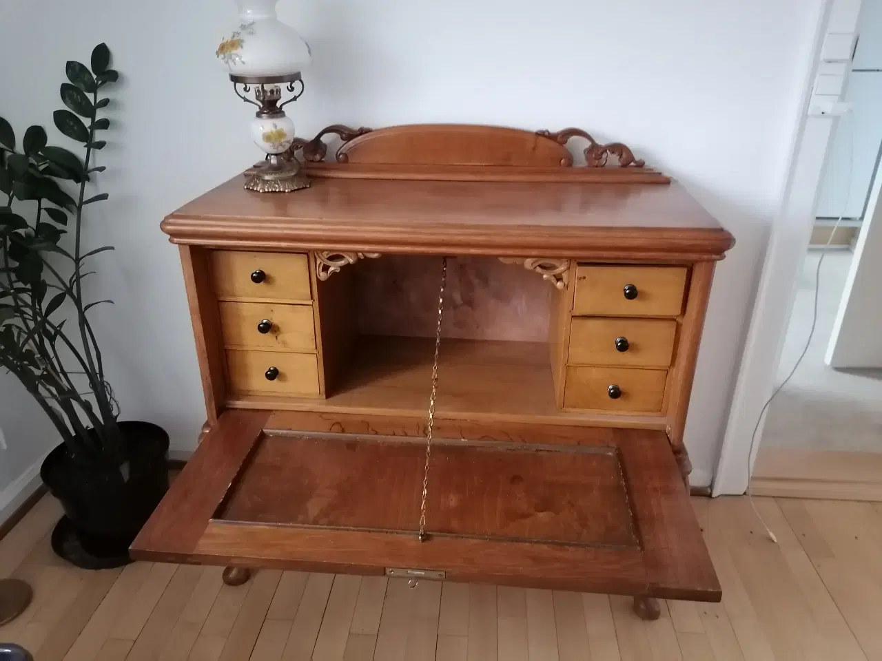 Billede 2 - Lille fin skænk 