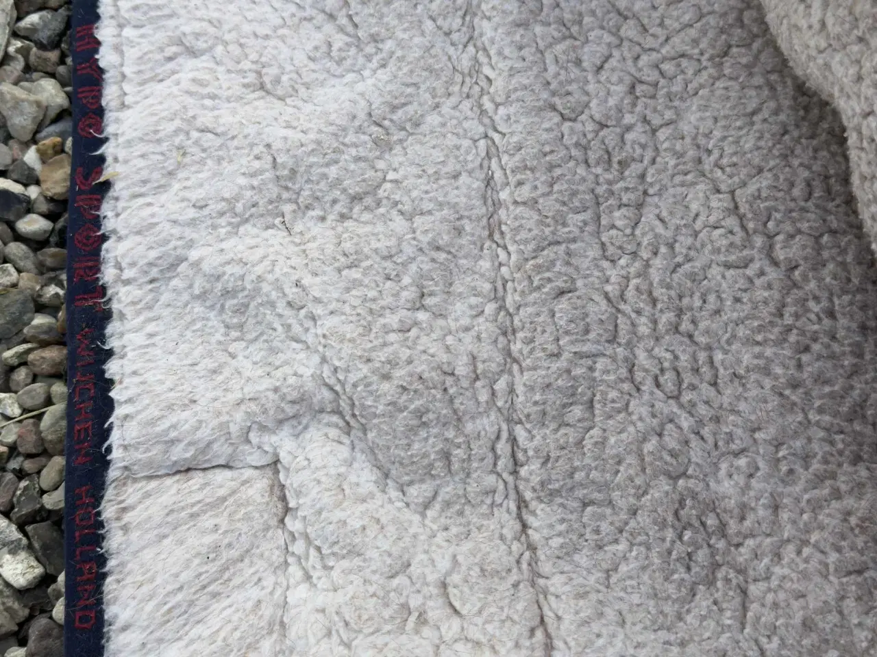 Billede 4 - Stald dækken str 140 300g