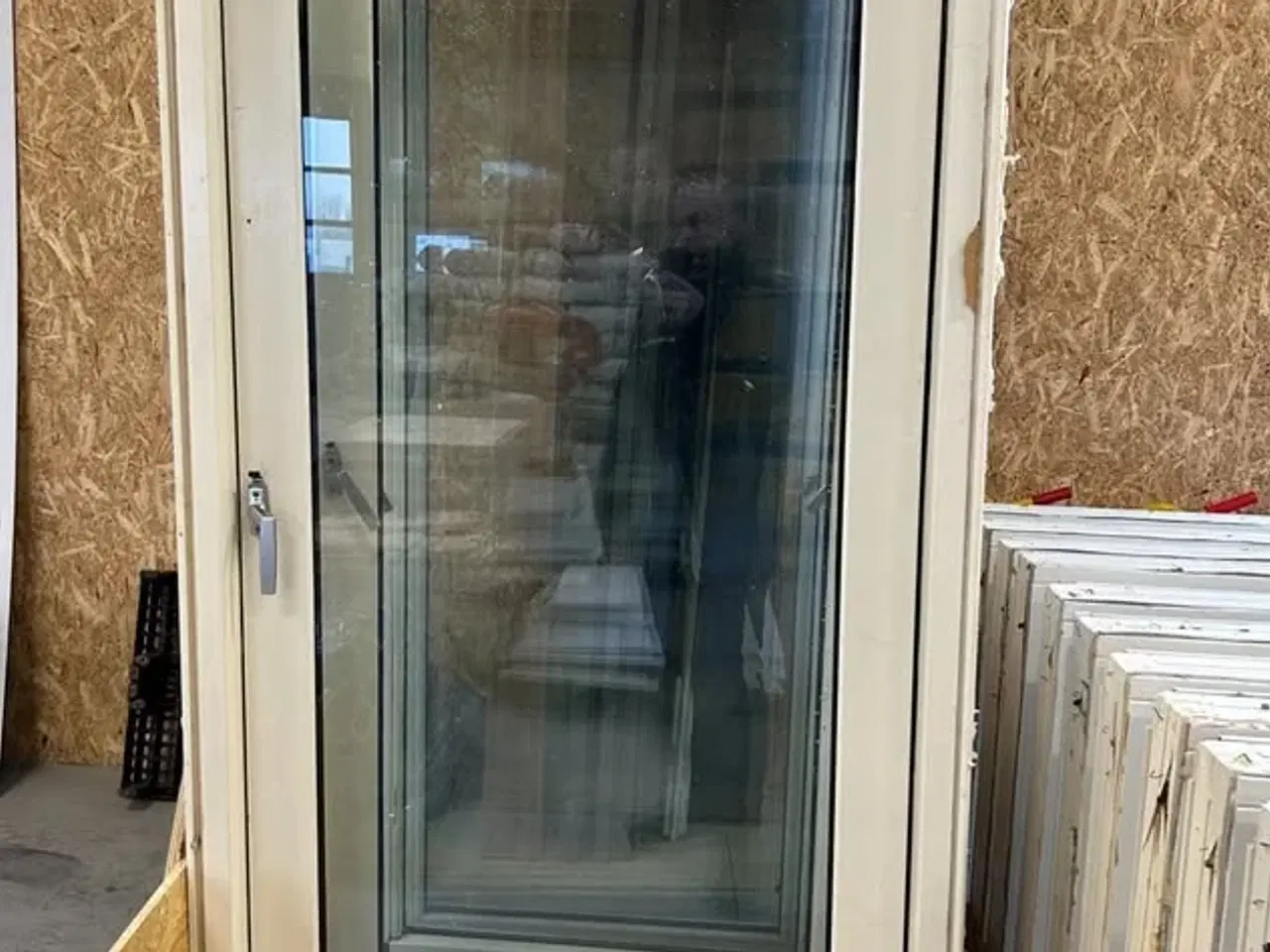 Billede 1 - Hvidmalede terrassedøre fyrtræ