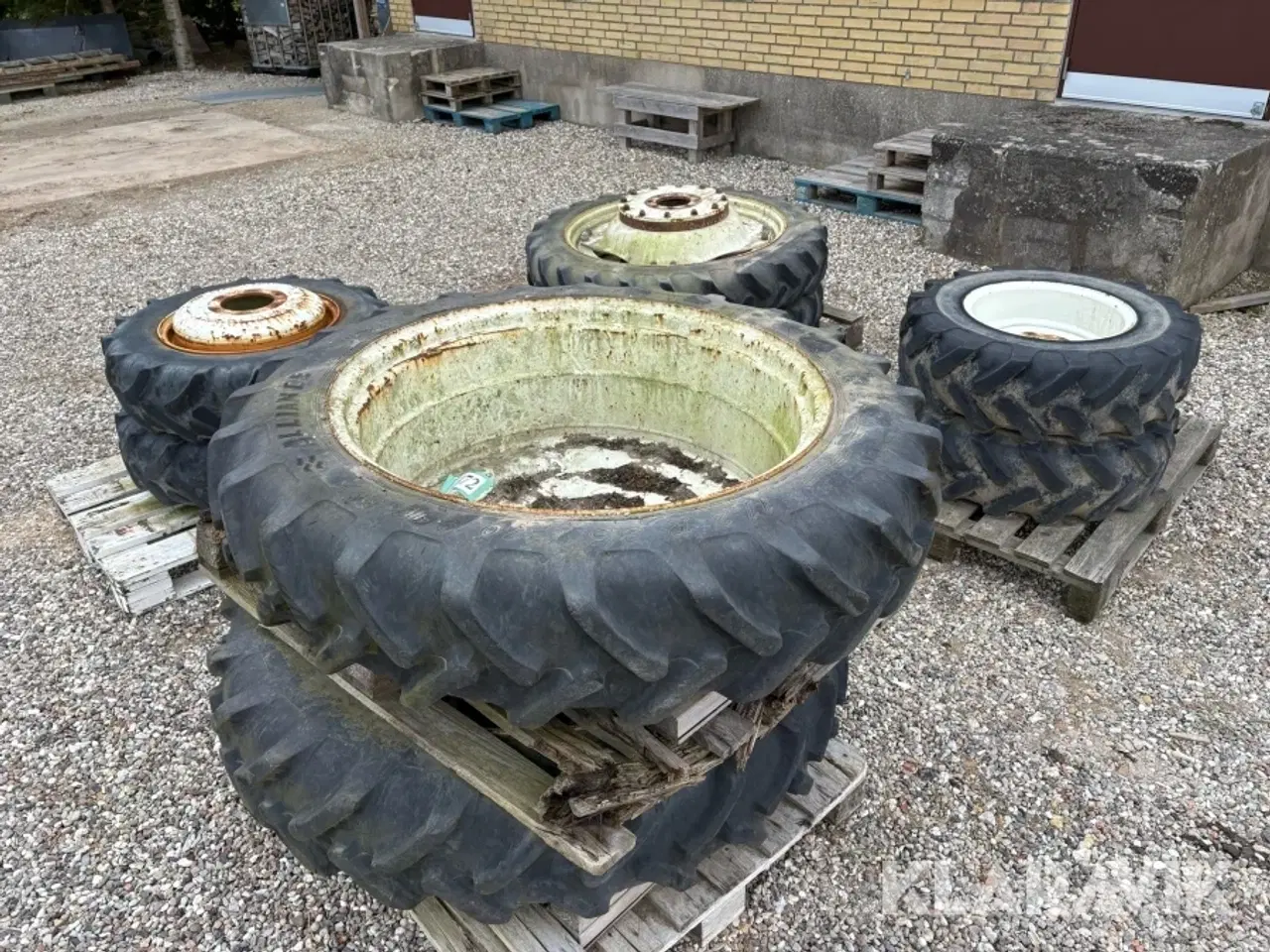 Billede 2 - Landbrugshjul 8 styk