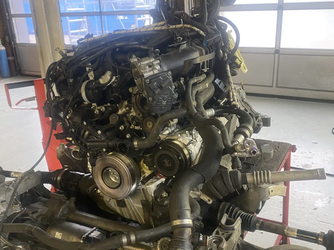 Billede 1 - BMW B48B20B motor 