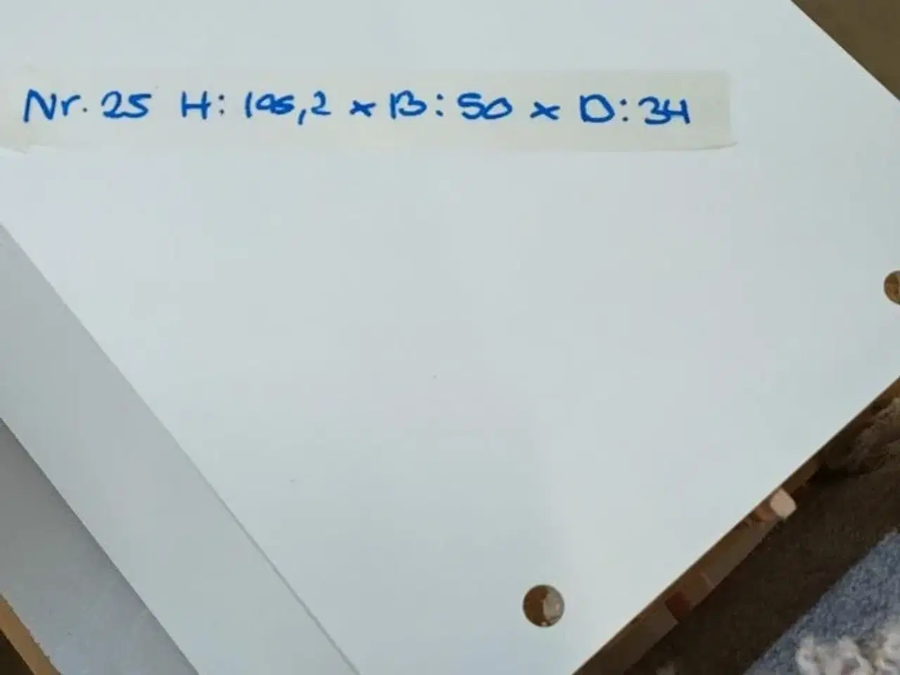 Billede 10 - 4 stk. usamlet højskabe H: 195,2 x B: 50 x D: 34,0 med låge og 16 hylder