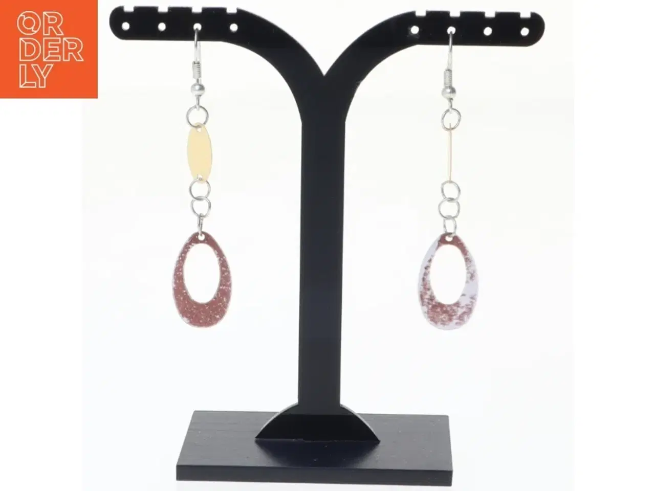 Billede 1 - Øreringe med lyserødt mønster (str. 7 x 1 cm)