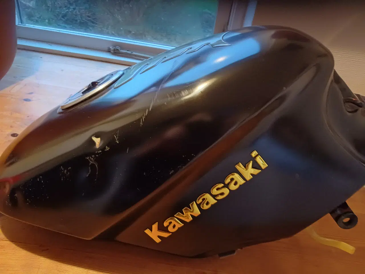 Billede 5 - Kawasaki gpz500s dele sælges