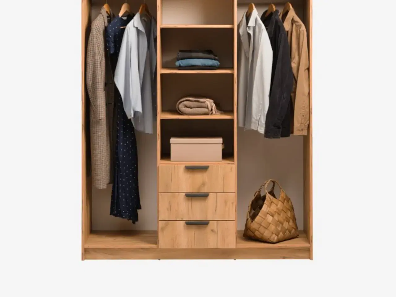 Billede 3 - Klædeskab