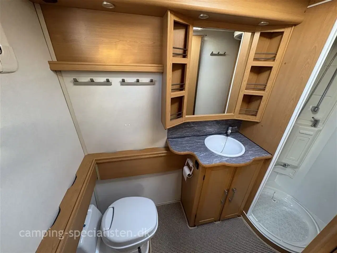 Billede 8 - 2007 - Kabe Safir TDL KS Kabe Safir TDL KS 2007 - Se den nu hos Camping-Specialisten.dk