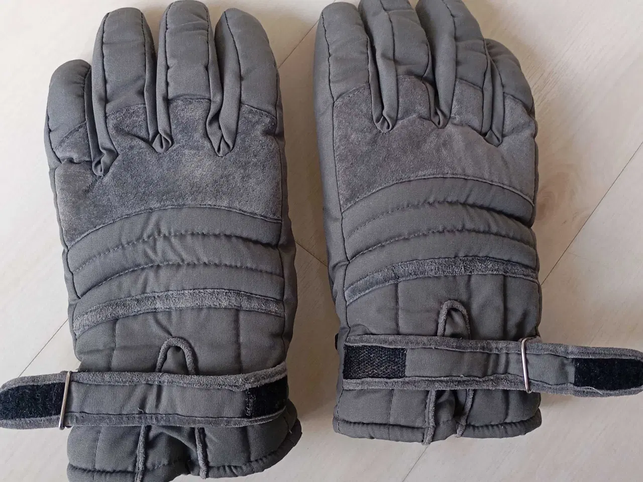 Billede 4 - Skihandsker ca str 9