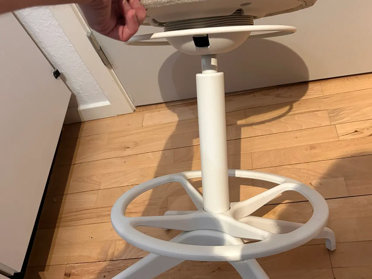 Billede 3 - IKEA LIDKULLEN roterende taburet/skammel 349,-