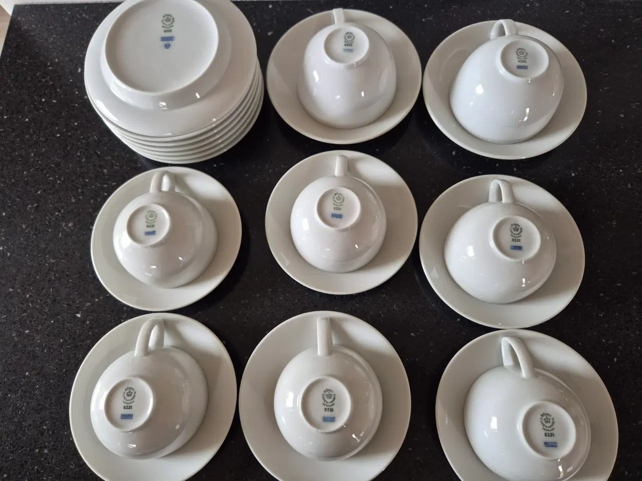 Billede 8 - Hvidpot Kaffestel fra Royal Copenhagen 