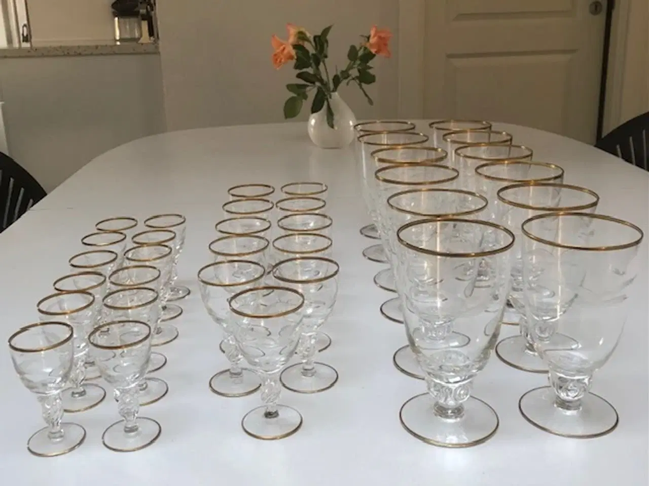 Billede 1 - Lyngby mågeglas med guldkant