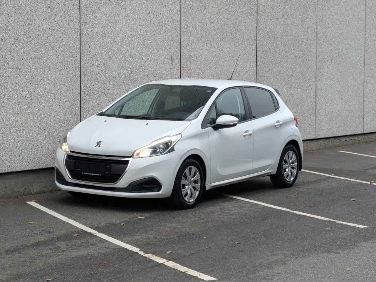 Billede 2 - Peugeot 208 1,6 BlueHDi 100 Envy+