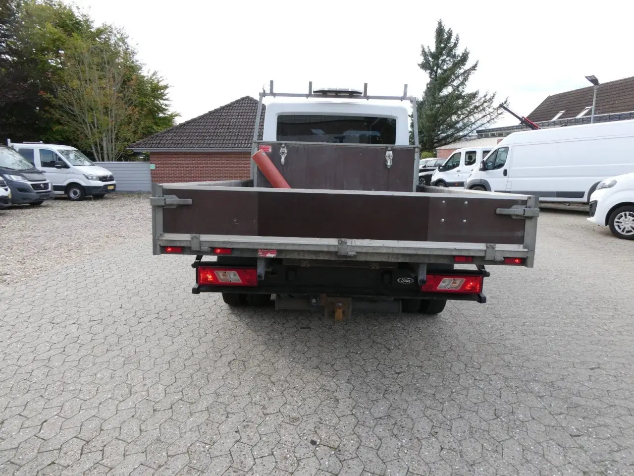 Billede 13 - Ford Transit 470 L4 Chassis 2,0 TDCi 170 Mandskabsvogn m/lad RWD